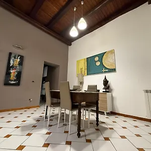  Holiday home Casa Nel Vicolo Italy