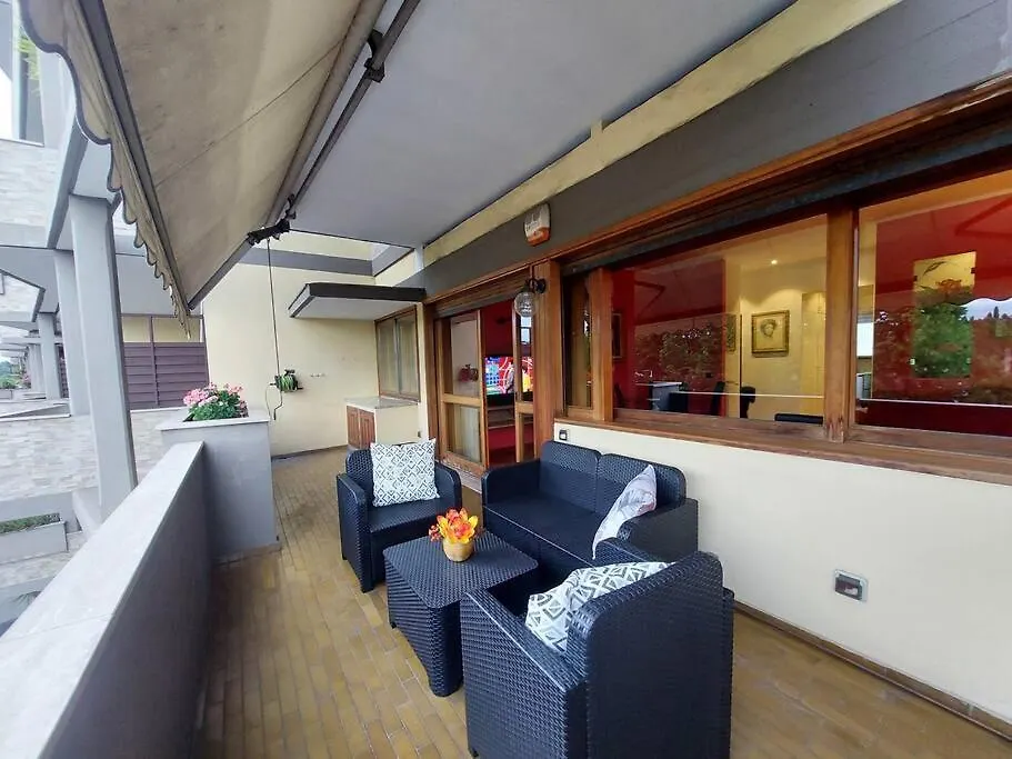 Lungarno 32 With Private Parking Apartment Florence