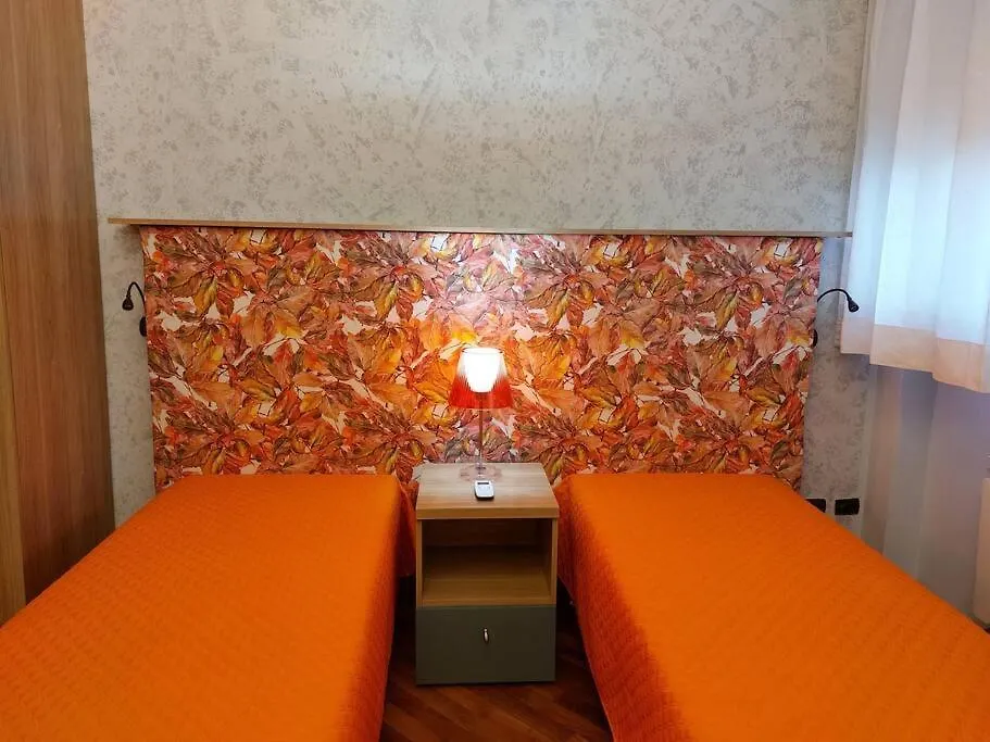 Lungarno 32 With Private Parking Apartment Florence